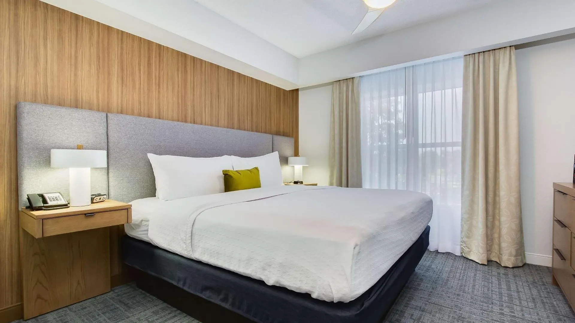 Homewood Suites By Hilton Louisville-East 3*, Louisville
