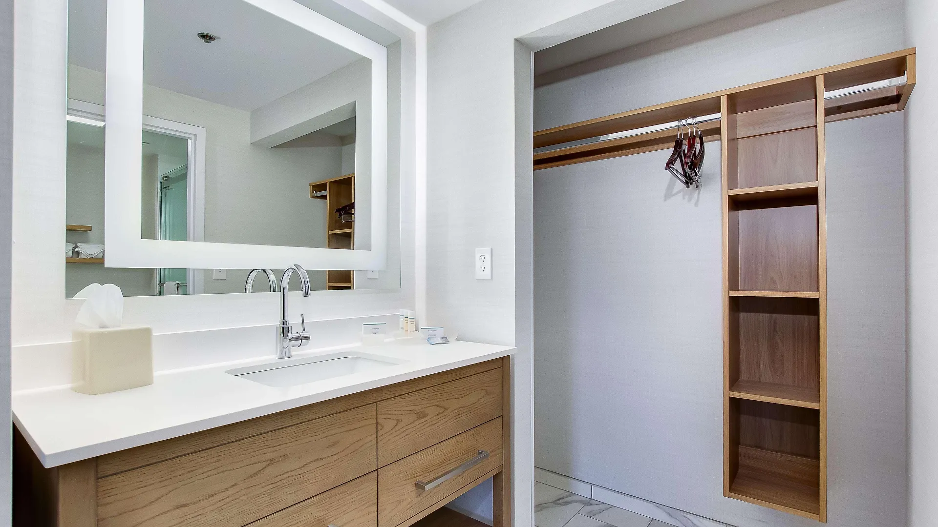 מלון Homewood Suites By Hilton Louisville-East